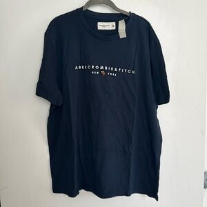 Abercrombie & Fitch tee
